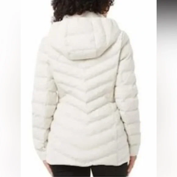 32 Degrees Ladies' Power Tech Hooded Jacket Cream Size XXL Puffer - Picture 2 of 10